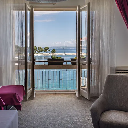 Brijuni Hotel Istra 3* 파자나